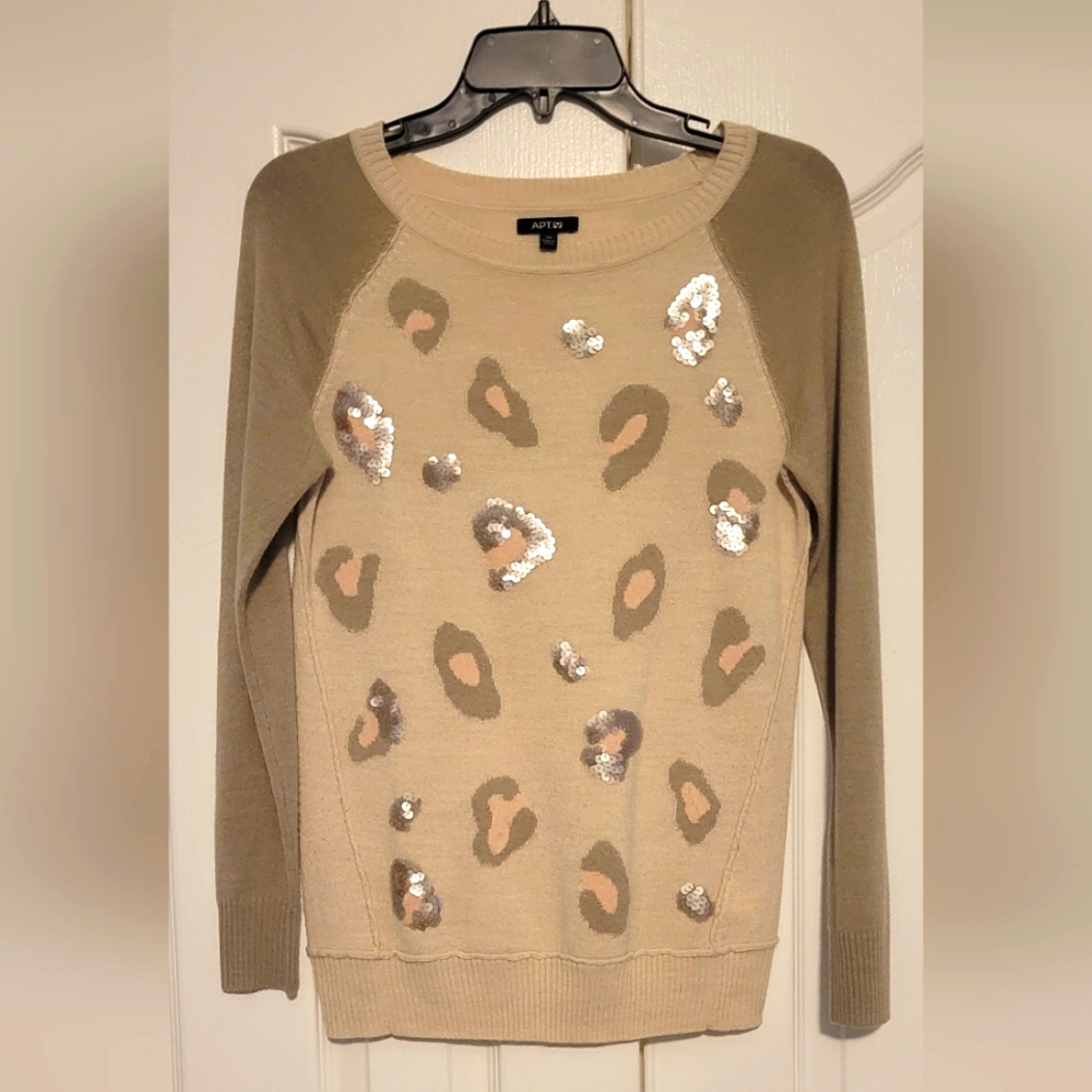 Women's Sweater Size XS